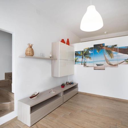 Wepuglia - Casa Dolcissima Apartment โมโนโปลี ภายนอก รูปภาพ